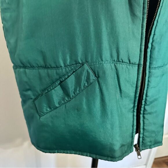 Vintage Emerald Stunt Sports Silk Vest - Picture 4 of 5
